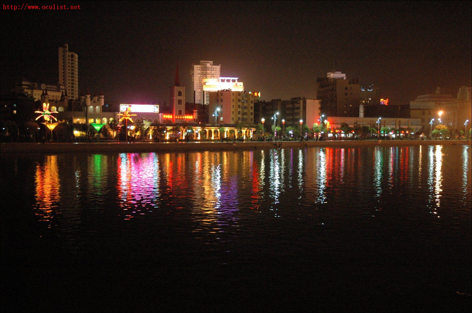 按此在新窗口浏览图片